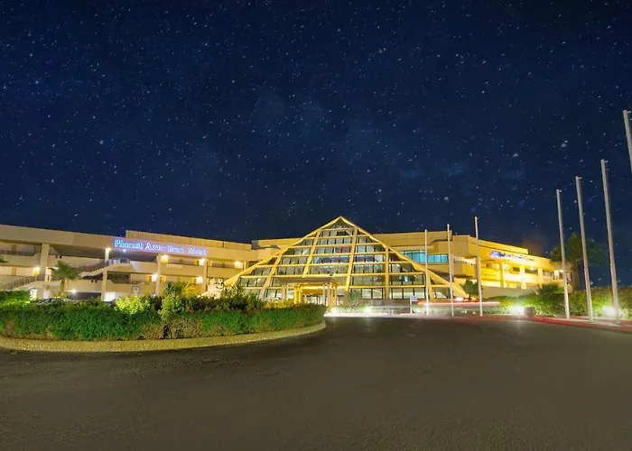 منتجع Pharaoh Azur الغردقة